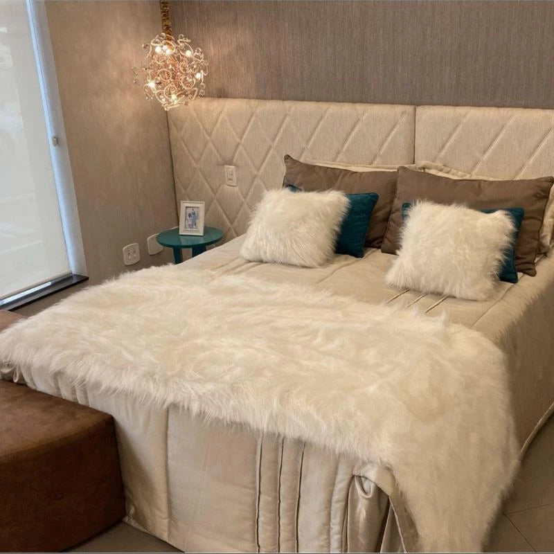 Manta Peseira de Pelúcia Luxo em Pelo Alto para Cama Queen - Elegância e Conforto